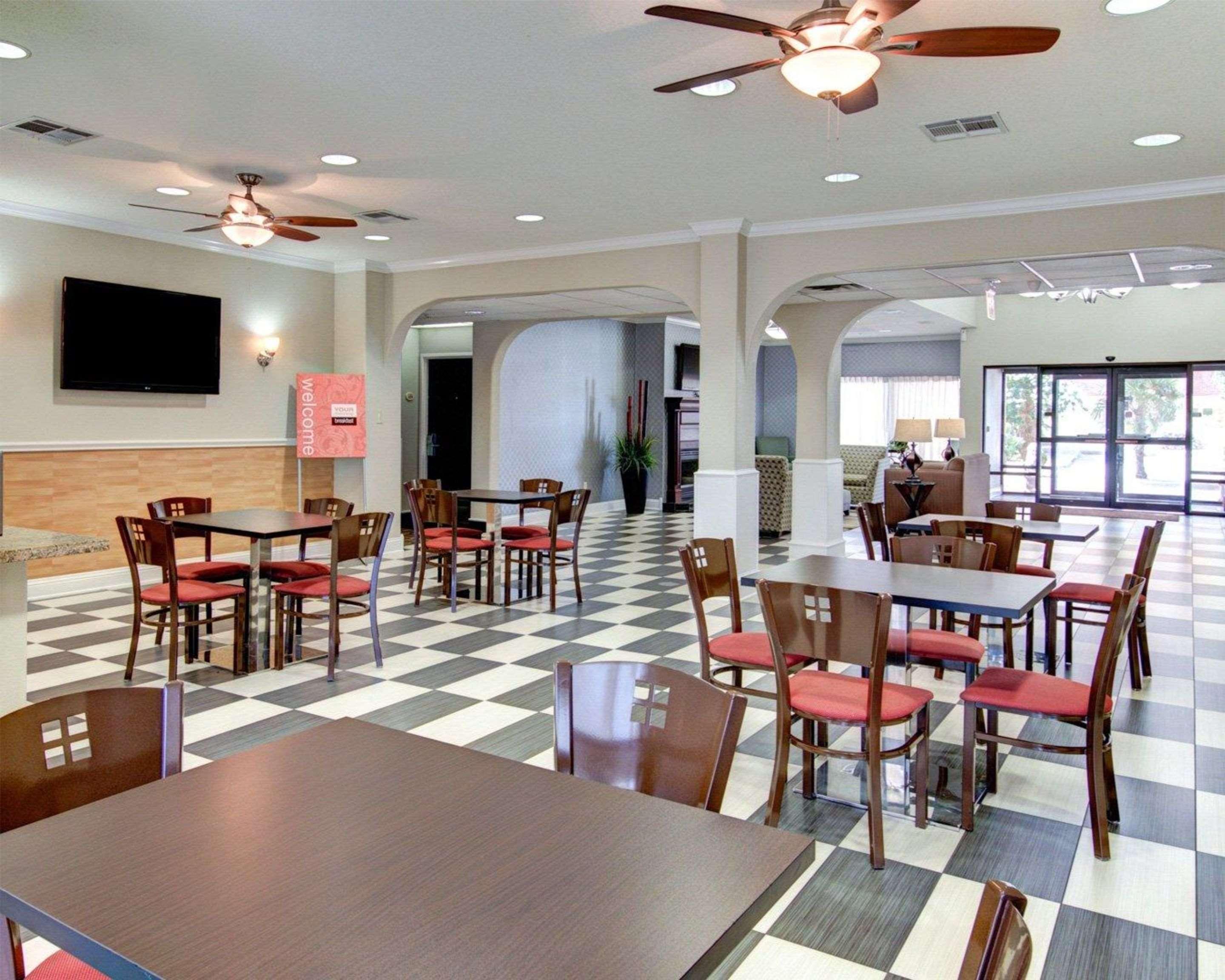Comfort Inn Corsicana East Buitenkant foto